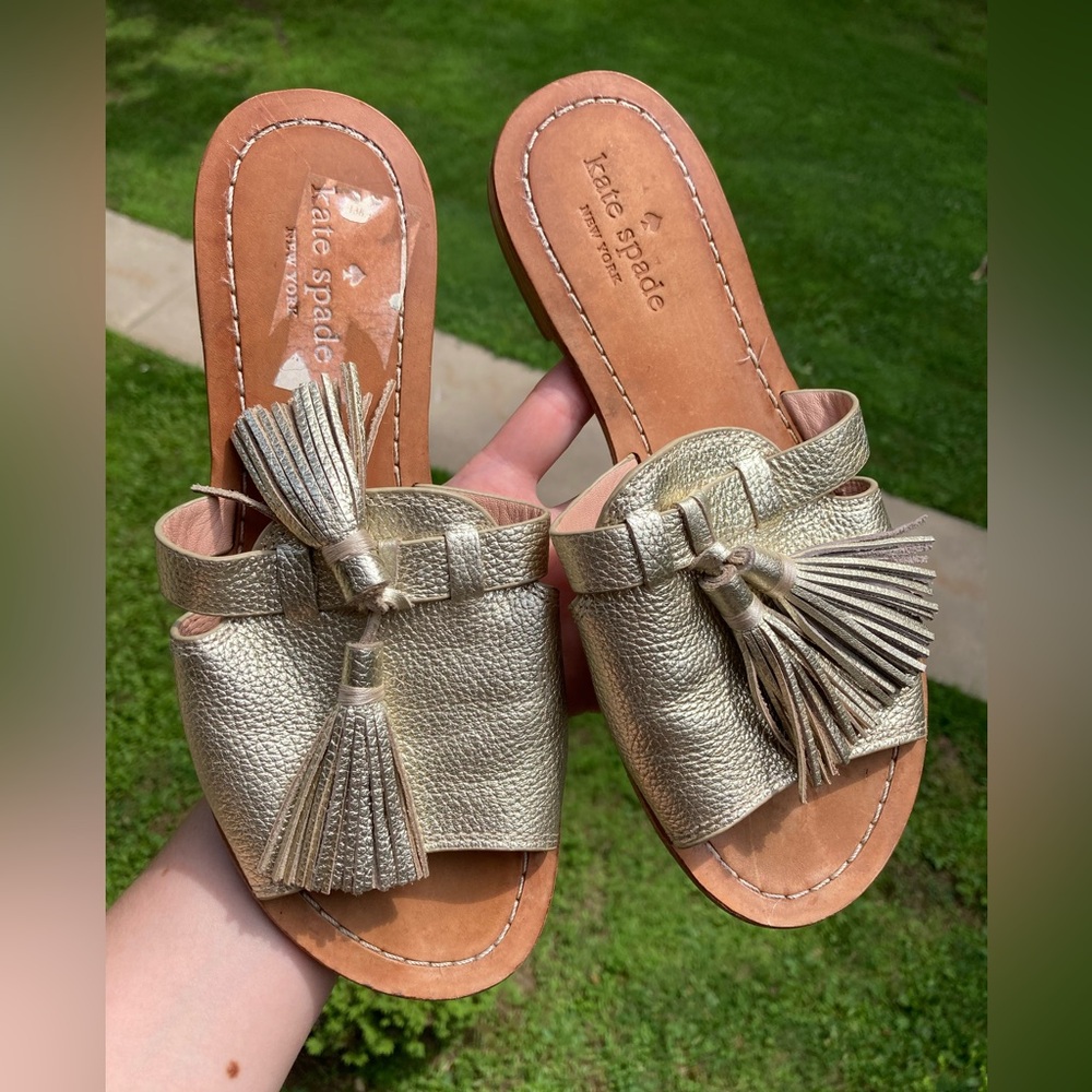 Kate Spade Coby Sandals Slides Metallic Light Gold Pebbled Leather Fringe Tassel - Picture 12 of 15